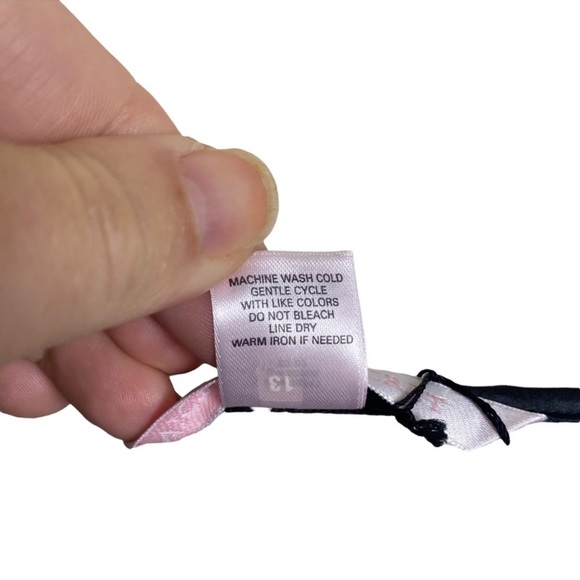 NEW Victorias Secret Floral slip with lace detail size M - Picture 5 of 7